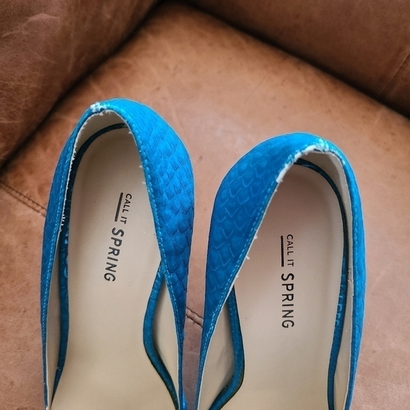 Call It Spring Mermaid Stiletto Heels with Blue Scale Mermaid Print, Size 9 - Picture 5 of 10